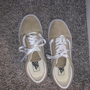 vans tan